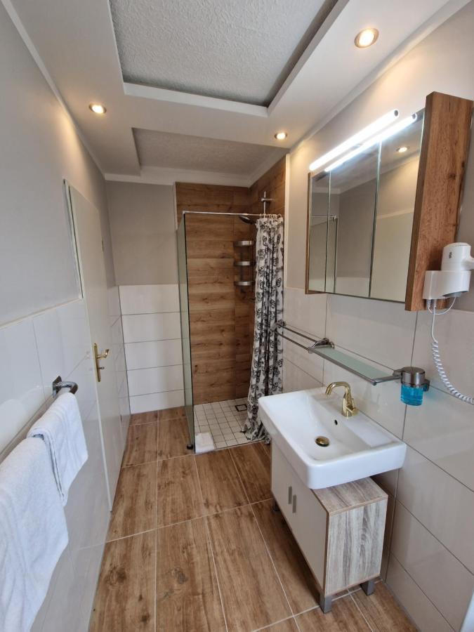 Hotel Kenny & Henry Κουξχάφεν Εξωτερικό φωτογραφία