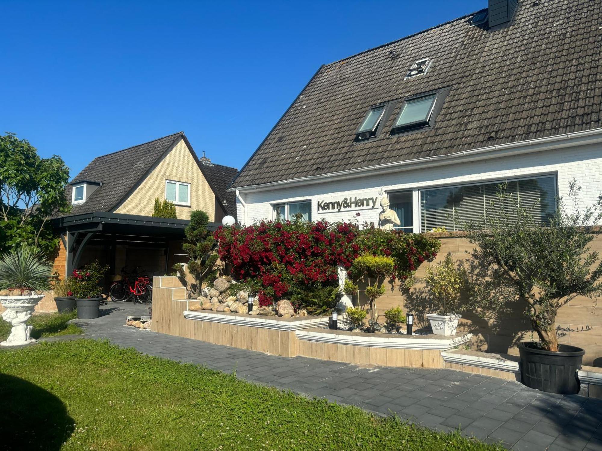 Hotel Kenny & Henry Κουξχάφεν Εξωτερικό φωτογραφία